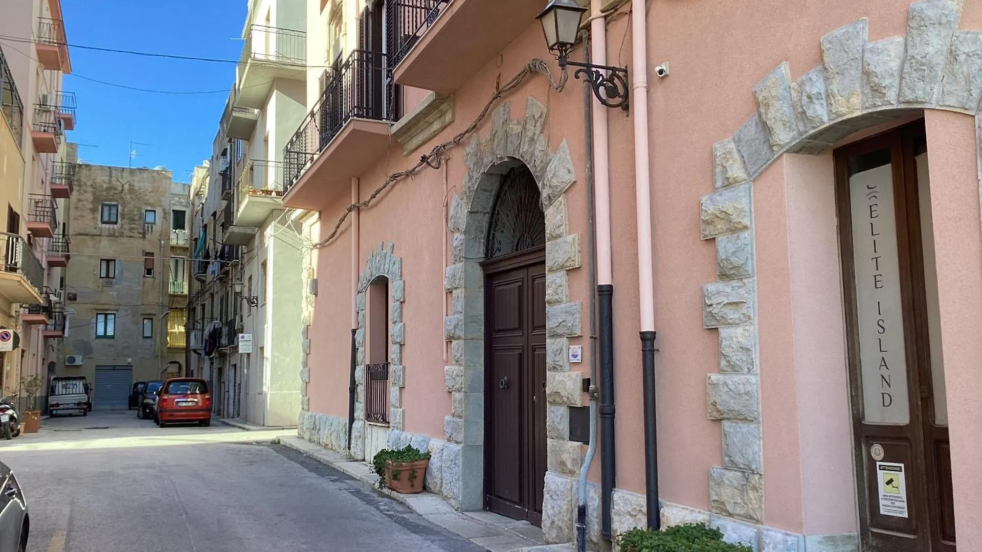 I Velieri Di Trapani Apartment 0*,